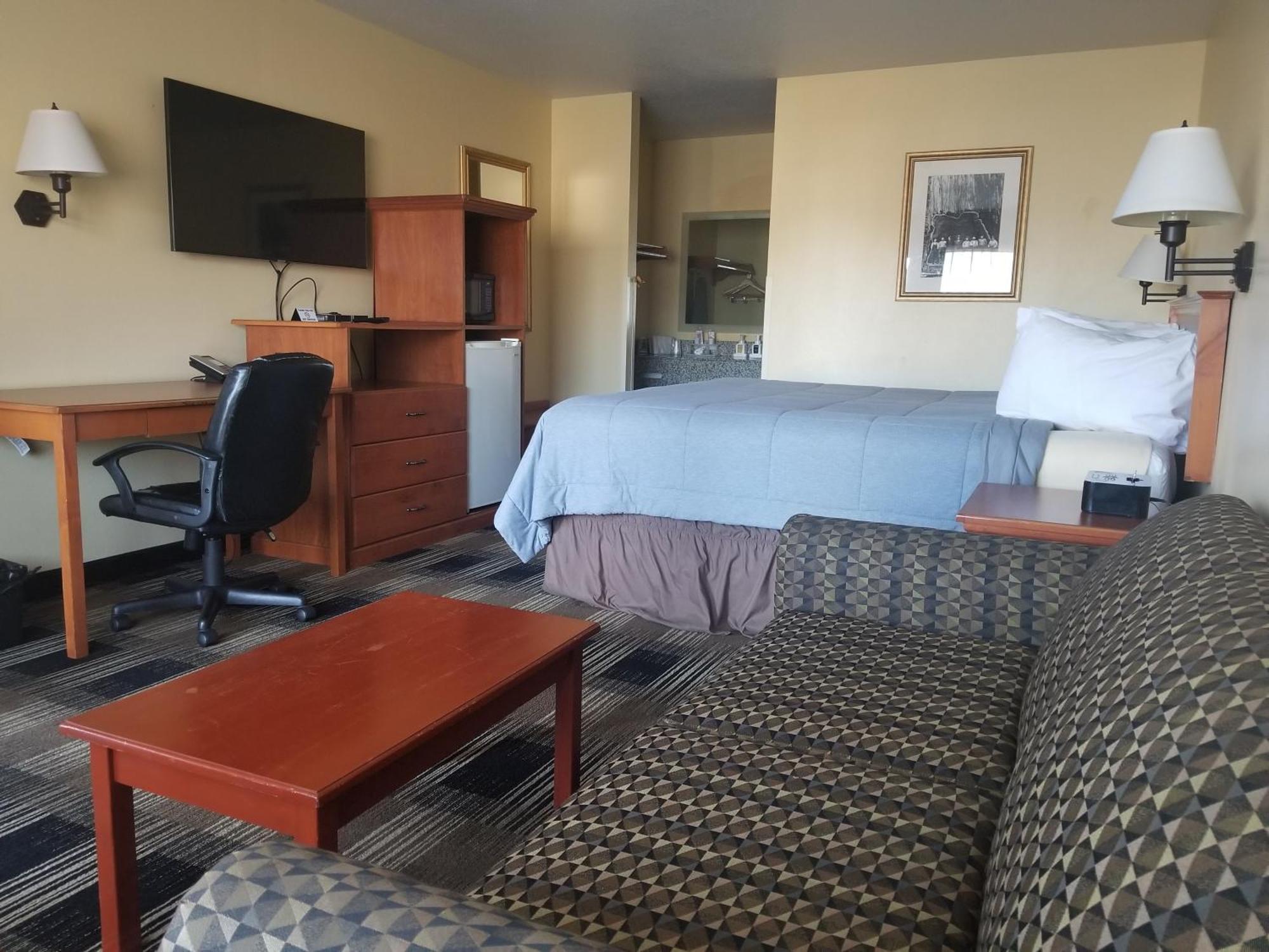 Oakridge Inn & Suites Exteriér fotografie